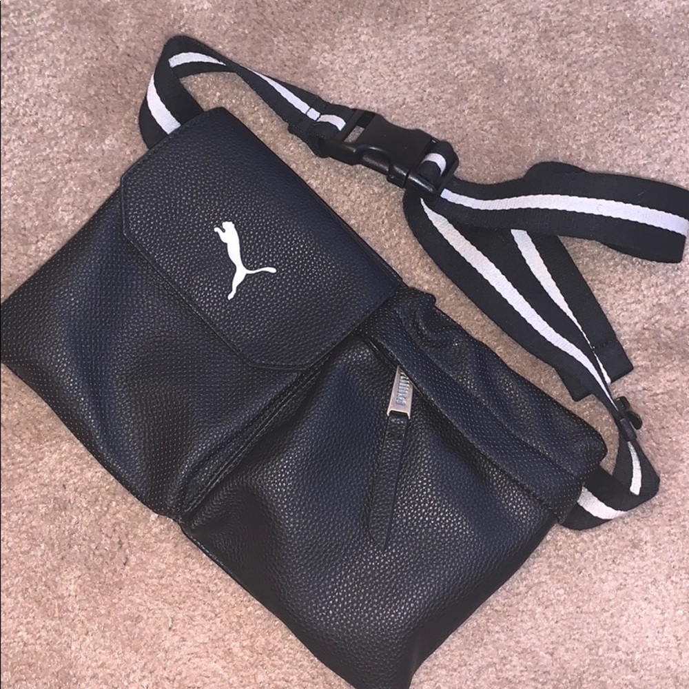 PUMA BLACK FANNY PACK🔥